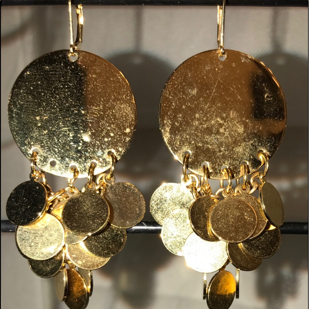 Golden Ear Rings - Picture 3 of 3